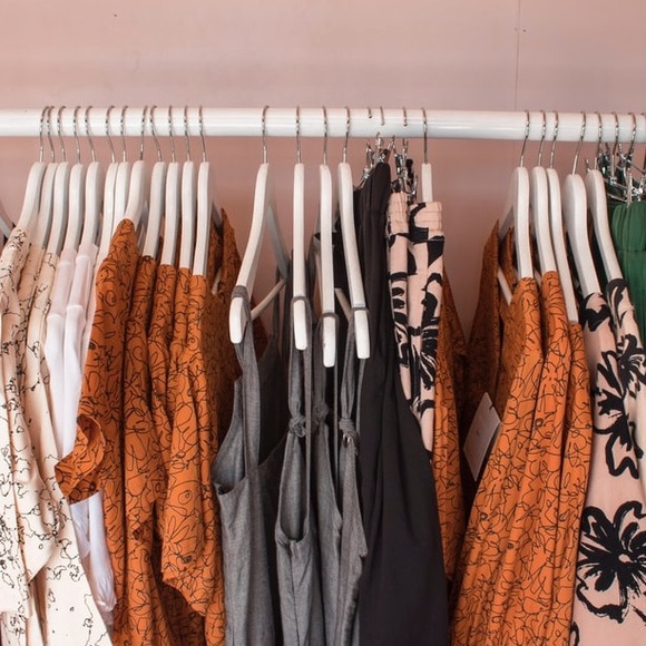 Meet Your Posher, Olivia - Picture 1 of 1